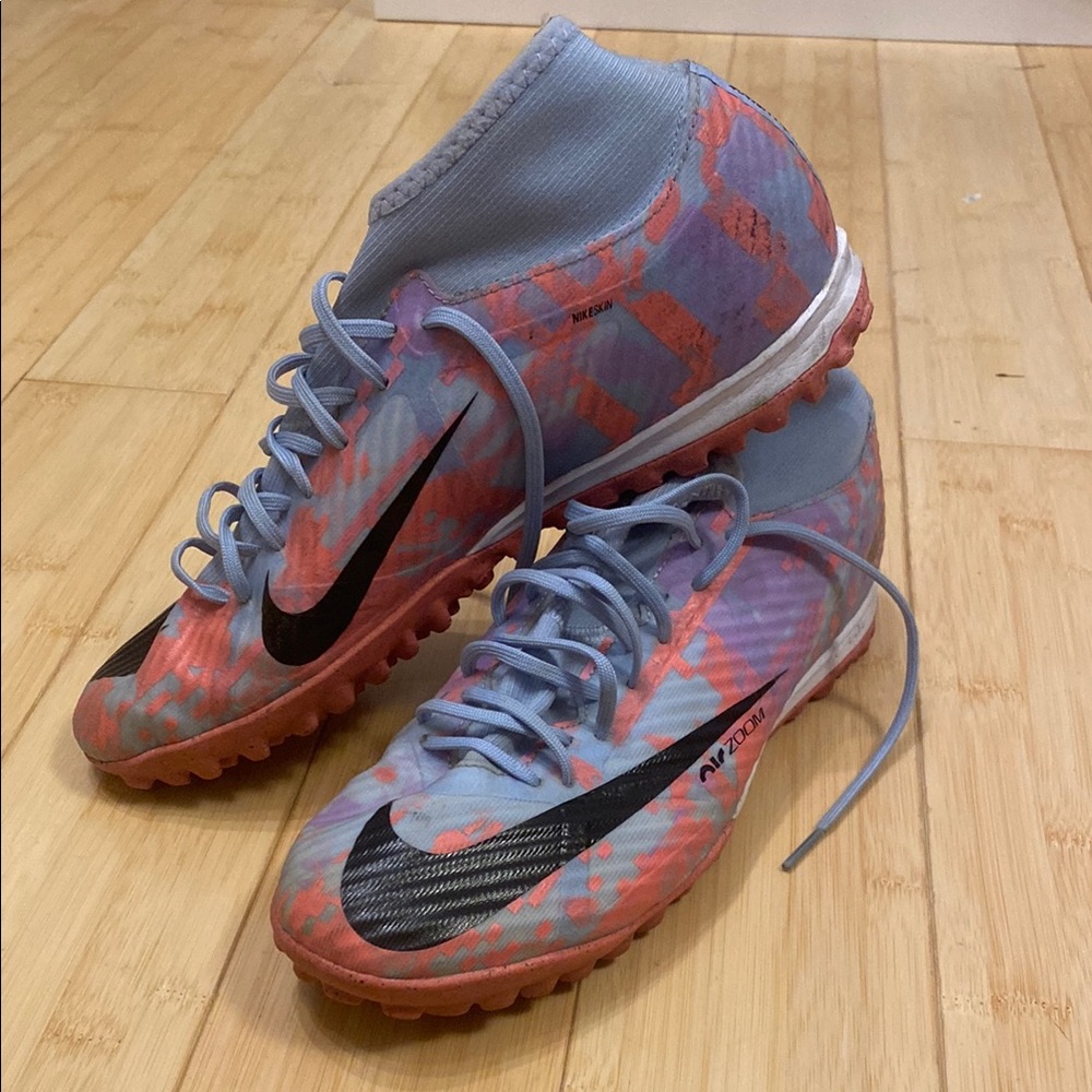 Nike Multicolor Women's Soccer Turf Shoes